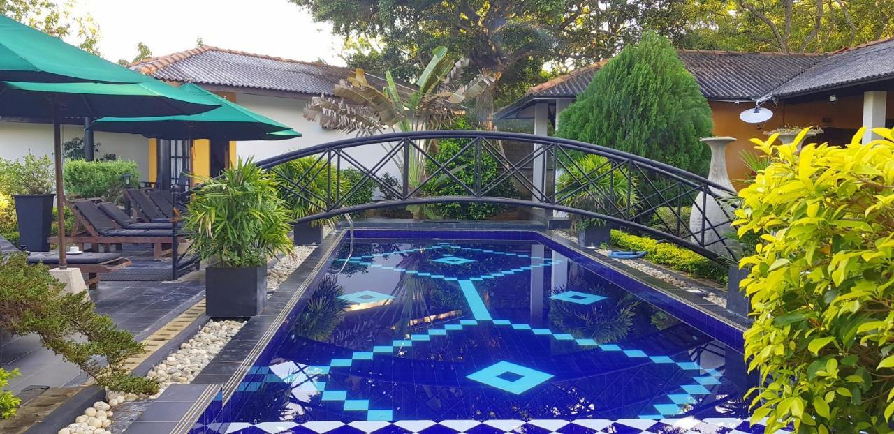 Flower Garden Lake Resort Tissamaharama Bagian luar foto